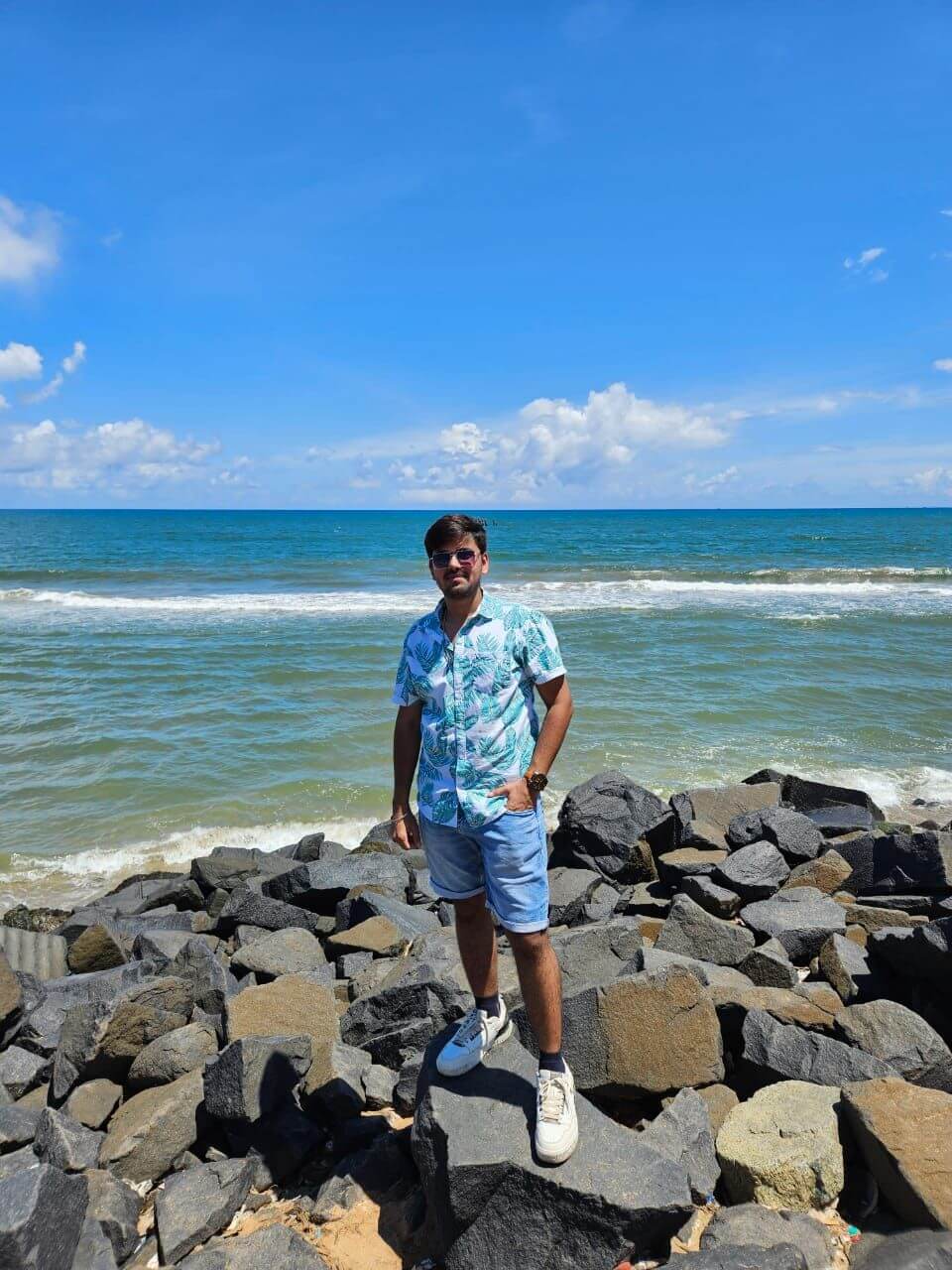 Rtr. Sarthak Lalwani